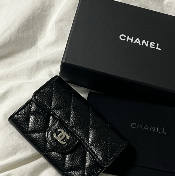 カードケース・名刺入れ Chanel Classic Card Holder Grained Calfskin & Gold Black Classic zipped card holder - Grained shiny calfskin & gold