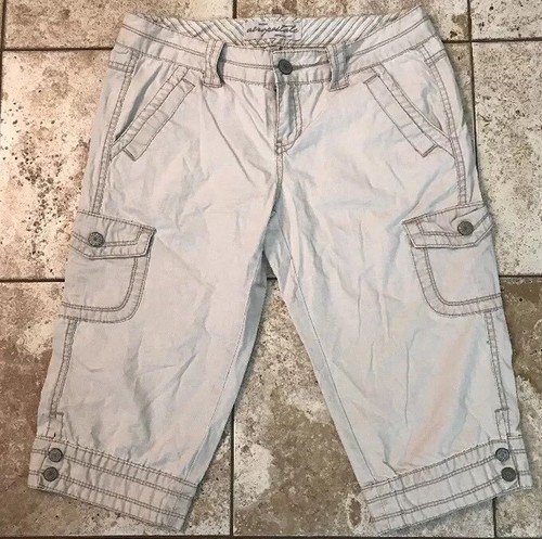 Womens Lot Size 3-4 Shorts Capris By Aeropostale & Street One