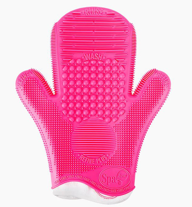 NEW IN BOX--COSMETIC BRUSH CLEANING GLOVE SILCONE---8 TEXTURES-As Seen On TV