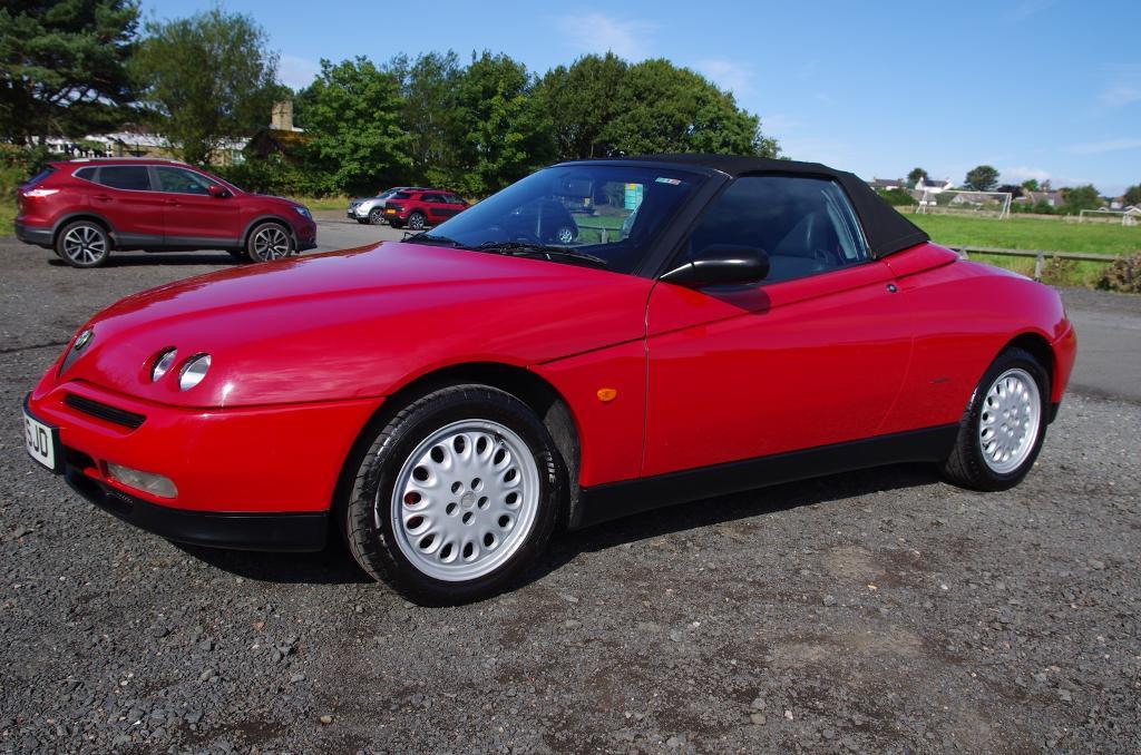 Alfa Romeo spider convertible. Superb condition. Classic in York