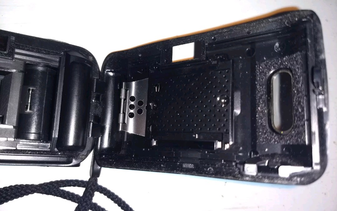 Olympus Infinity Stylus 35mm Fully Automatic Film Camera tested and working