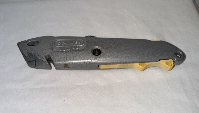 Stanley utility Knife 10-499 Silver/Yellow
