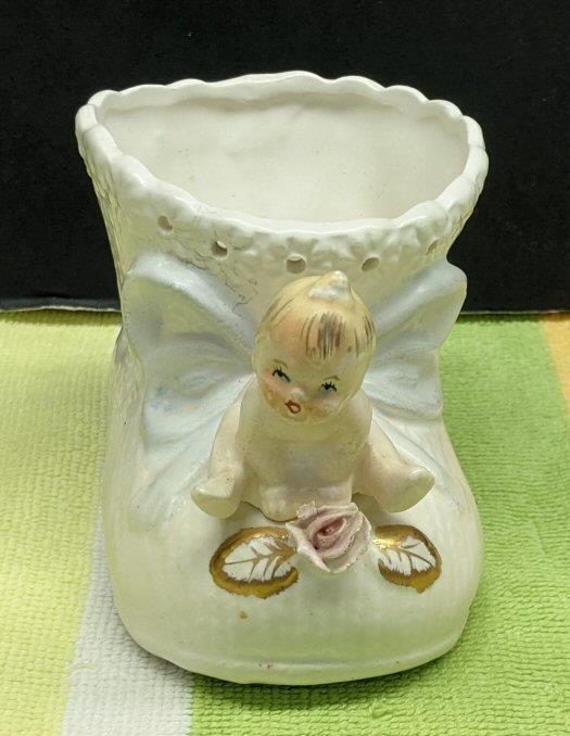 Vintage Napco Baby Shoe Planter With Baby On The Toe