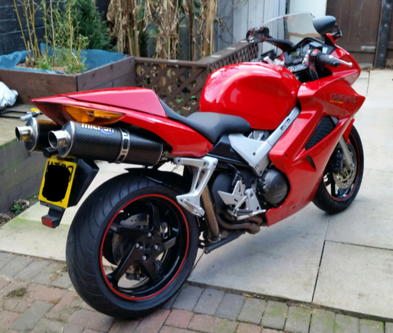 Honda vfr800 vtec