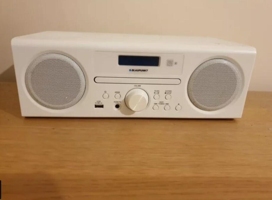 DAB radio & CD player Blaupunkt in Cambridge, Cambridgeshire Gumtree