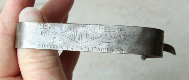 DeVault Peeler Pat 2106796 Janfee Made in Chicago 1930s