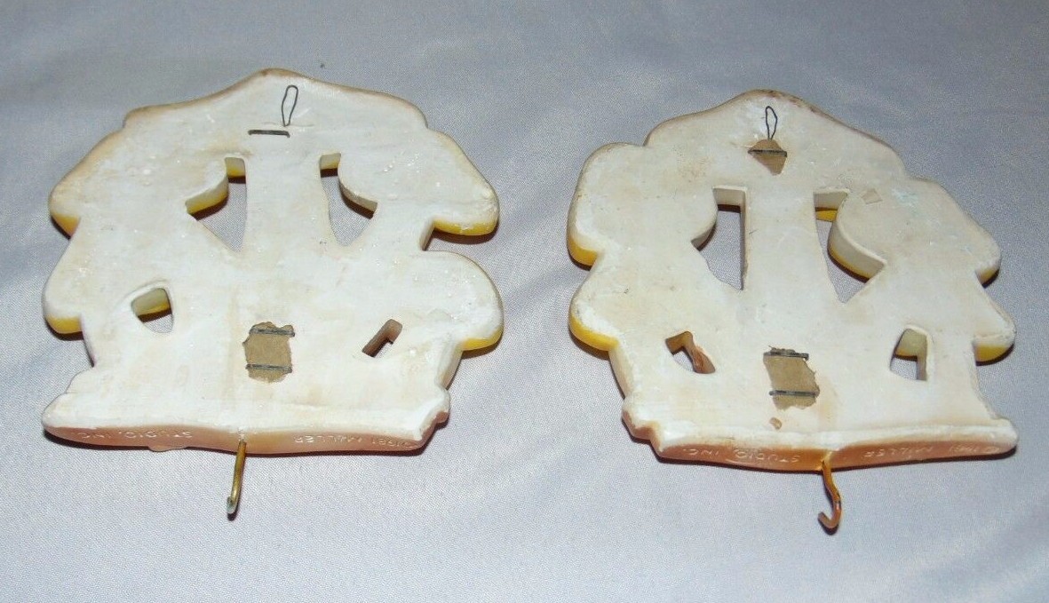 PAIR Vintage 1981 Miller Studio CHALKWARE Mushrooms Pot Holder Hangers