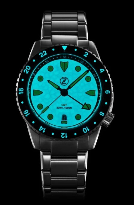 Pre-owned Zelos 300m Gmt Cracked Ice 40mm Automatic Steel Watch - Dealer & Warranty