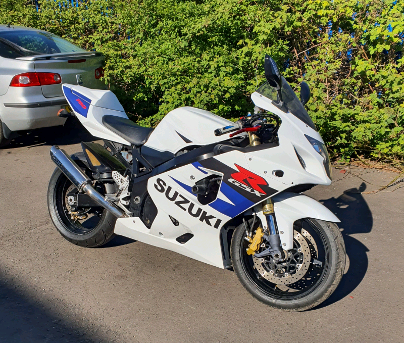 Suzuki gsxr 750 k4