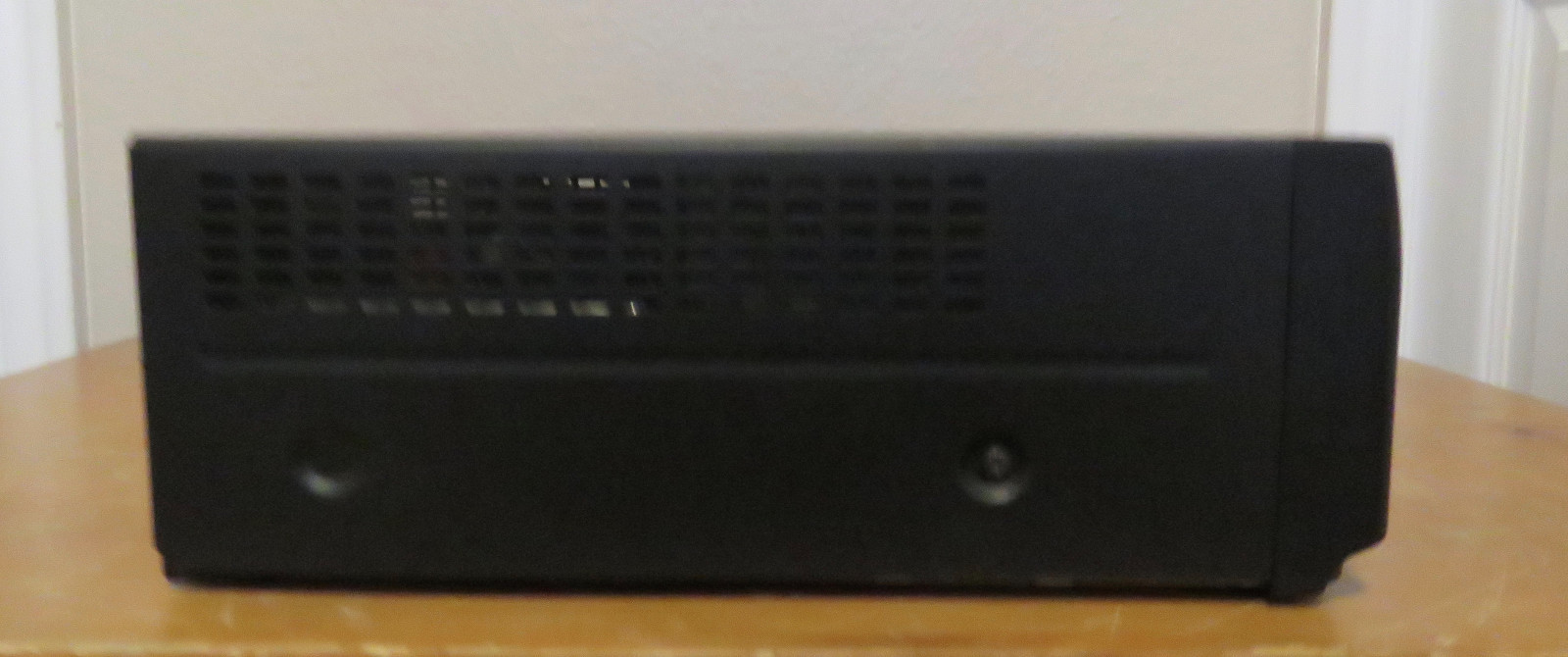 Sony SLV-440 4 Head VHS VCR Video Cassette Player/Recorder w/Remote