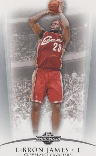 Kobe Bryant / Lebron James Card 2008-09 Topps Chrome #24 PSA