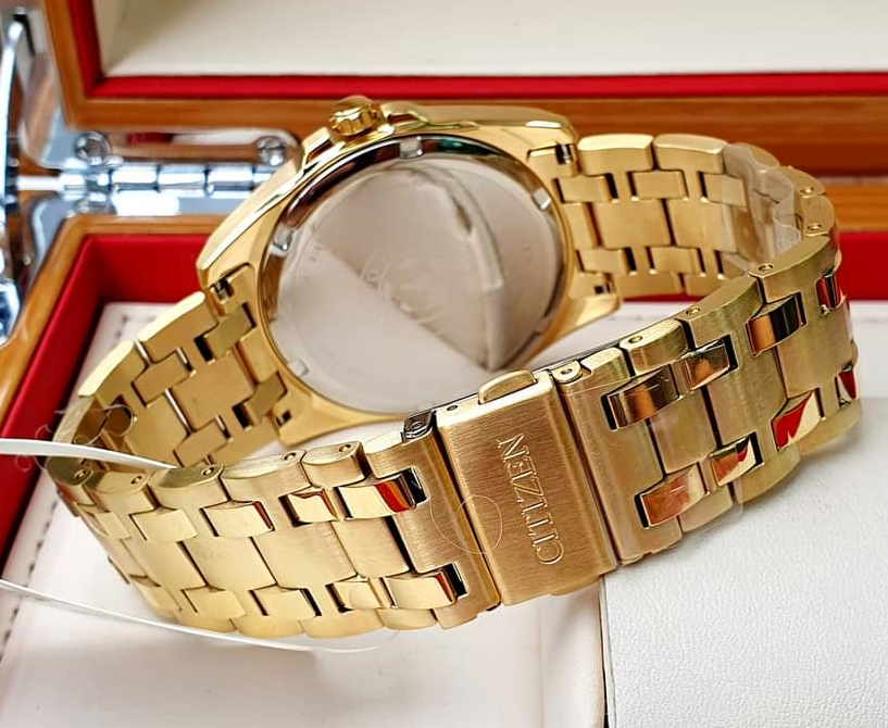 Pre-owned Citizen Peyten Eco-drive Blue Dial Gold Tone Sapphire Crystal Watch Bm7103-51l