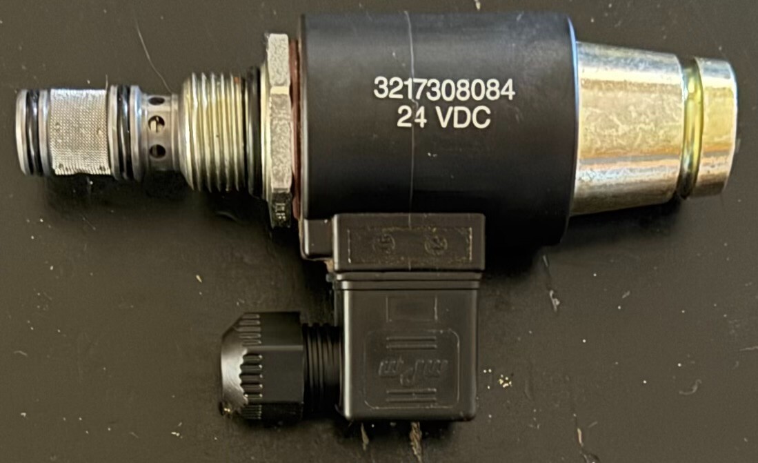 ZF EB30/31 Electronic Shift Valve Solenoid 3217308084 | eBay