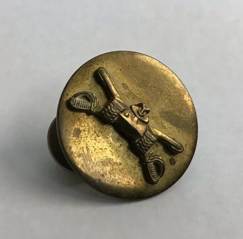 Vintage US Army Infantry Tank Insignia Collar Brass Lapel Pin