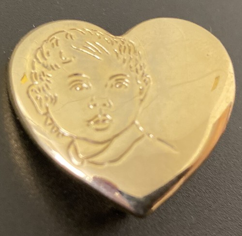 ミュージシャン RILY Heart Pins Gold ミュージシャン RILY Heart Pins Gold RILY Heart Pins Gold