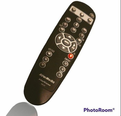 AVerMedia AVerVision RM- K9 Remote Control Tested 