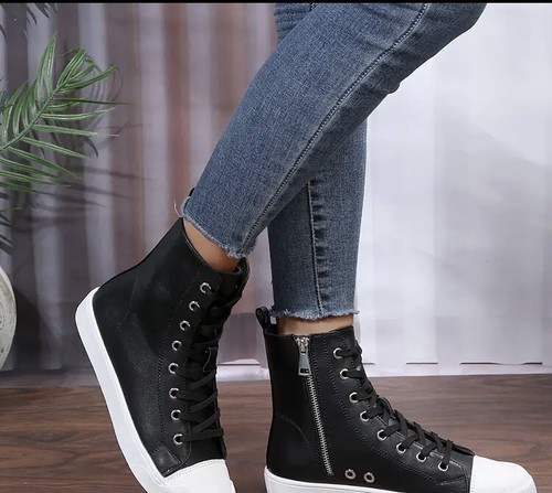 関税・送料無料 Ecru Sneakers With Contrasting Branded Heel QM0A9295.jpg?v=1741283521