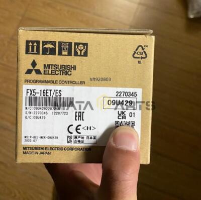 One New Mitsubishi FX5-16ET/ES PLC Module