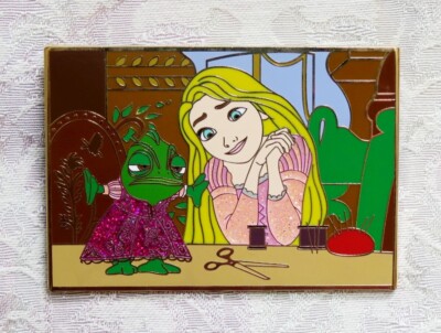 DISNEY FANTASY PIN PRINCESS RAPUNZEL & PASCAL DRESS UP LE 35 JUMBO TANGLED