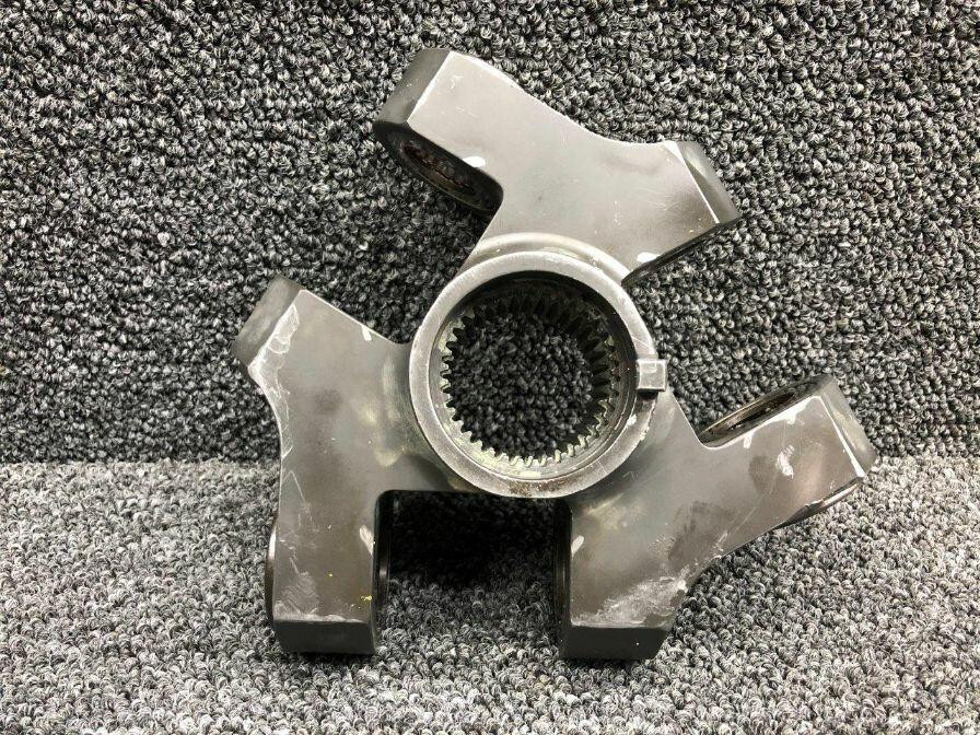 269A5305-13M Hughes 269C Main Rotor Hub Assembly Upper | eBay 269A5305-13M Hughes 269C Main Rotor Hub Assembly Upper | eBay