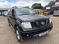2009 Nissan Navara Navara Tekna Double Cab dCi 4x4 DIESEL Manual