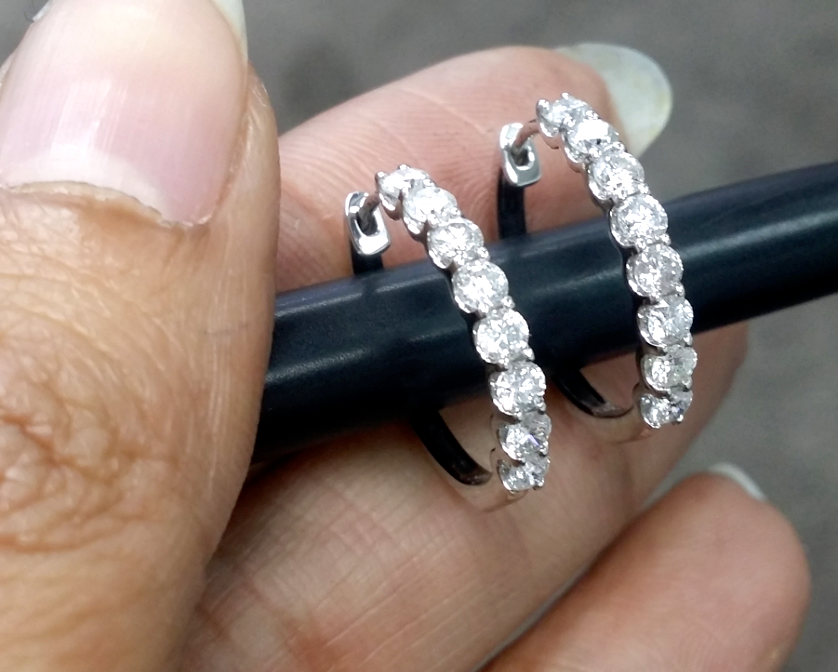 Pre-owned Handmade Steal Deal 1.00 Carat Natural Round Diamonds Hoops Huggies Earrings In 14k Gold In White