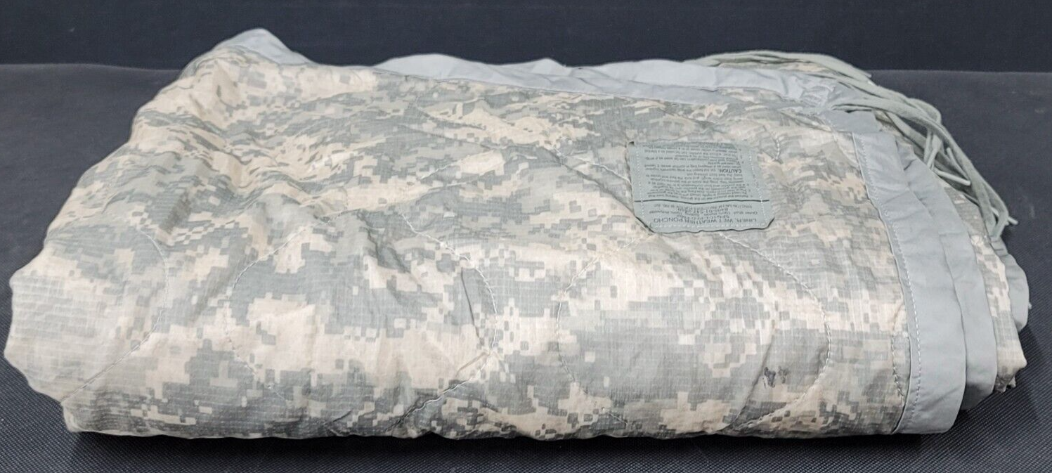 USGI Military Wet Weather Poncho Liner / Woobie  ACU