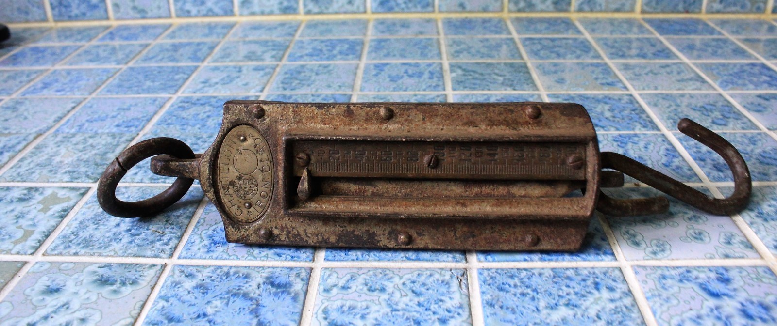 Chatillons Iron Clad 300lb antique meat scale