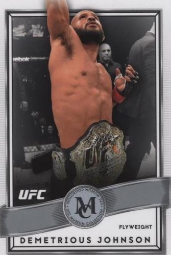 2016 Topps Museum Collection - Demetrious Johnson #32