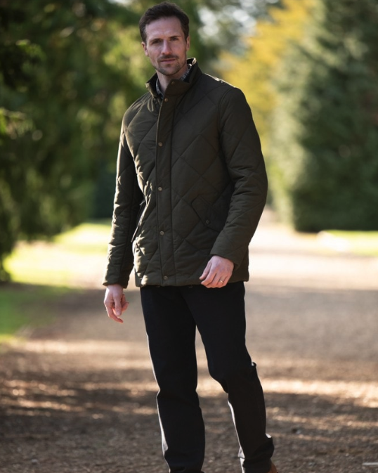 Barbour Winter Chelsea Quilted Jacket in Dark Olive MSRP$385 Barbour Winter Chelsea Quilted Jacket in Dark Olive MSRP$385