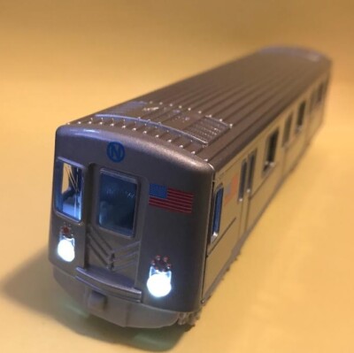  New York City MTA Metro subway rail train diecast model with Light and sound 7''