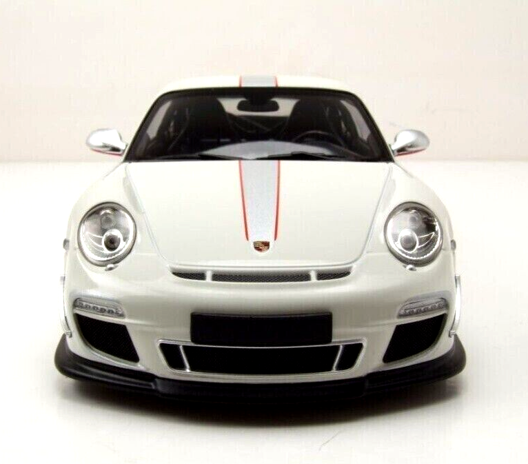 1/18 Porsche 911 997.2 GT3 RS 4.0 2011 (White) Model Car by