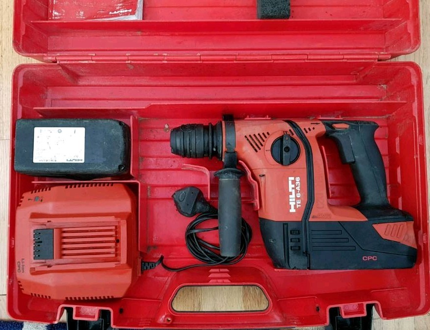 Hilti 36v sds hammer drill +2×3ah battery in Ilford, London Gumtree
