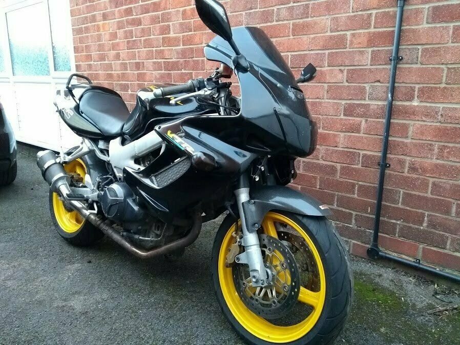 Honda vtr 1000 f