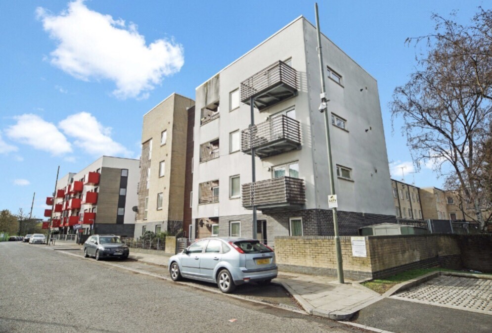 2 Bed Flat For Rent Colindale NW9 in Edgware, London Gumtree