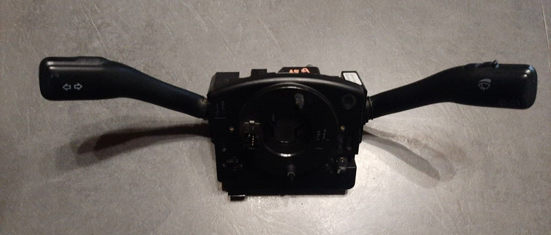 Bloc Comodo Czk0301202012/4b0953503f (18a)