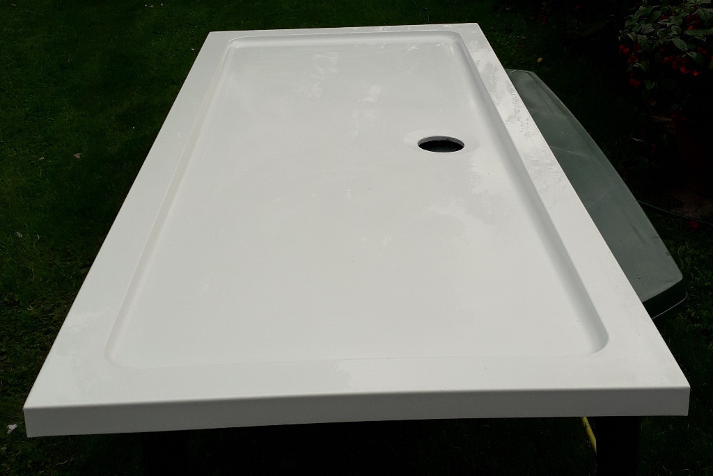 Walk in shower tray, 1700mm x 750mm (bath replacement) and single glass