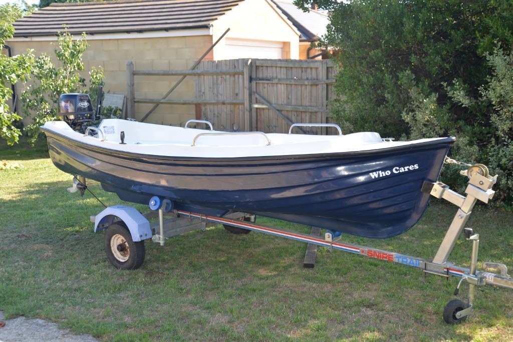12ft Boat 6HP outboard on trailer in great condition in Oxford