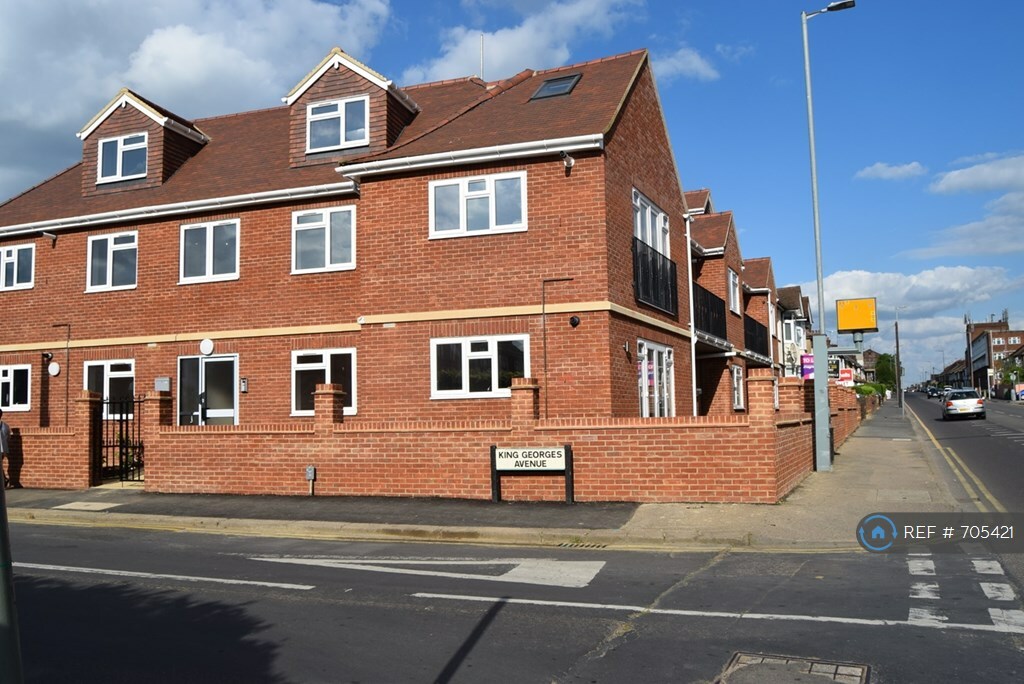 4 bedroom flat in King Avenue, Watford, WD18 (4 bed) (705421