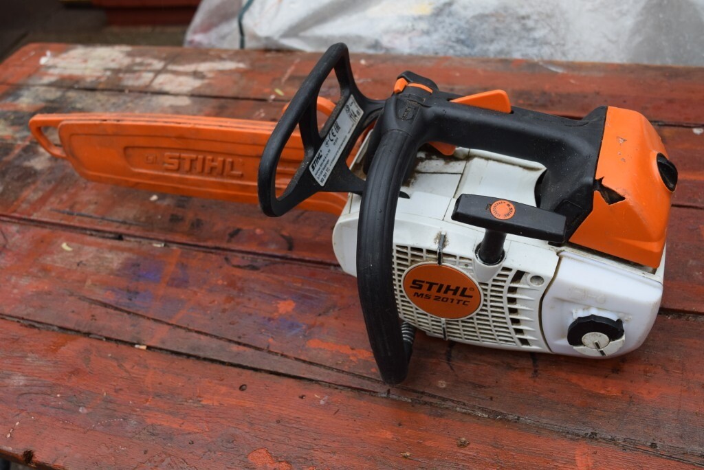 STIHL MS 201 TC TOP HANDLE CHAINSAW 2016 in Sandwell, West Midlands