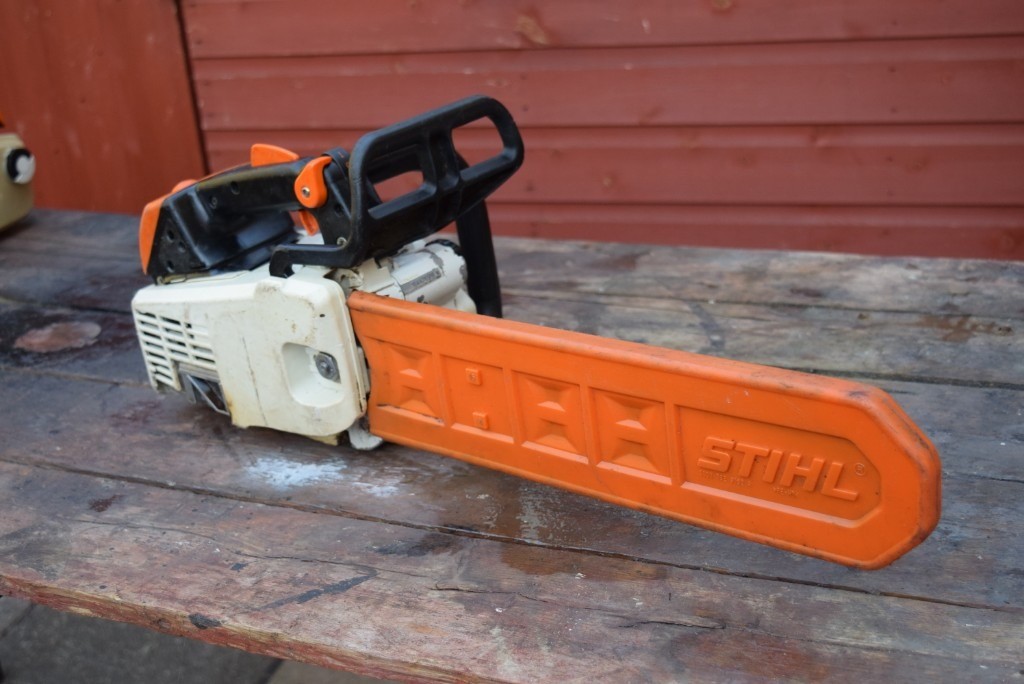 stihl top handle chainsaw ms 200 2 stroke petrol in Sandwell, West