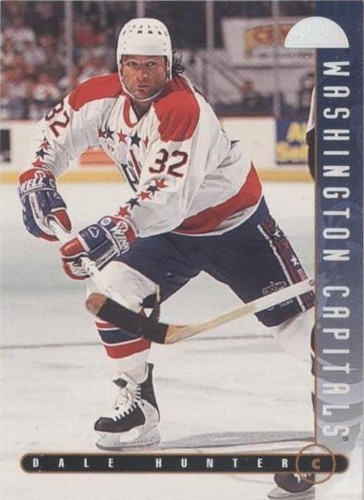 1995-96 Leaf - Dale Hunter #215
