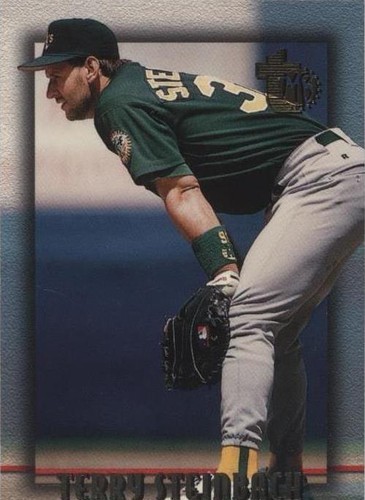 1995 Topps Embossed - Terry Steinbach #135