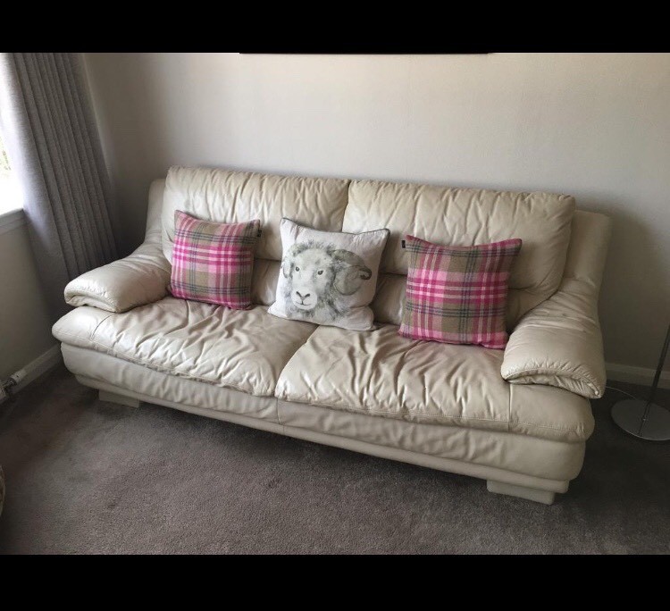 3 Piece Cream Leather Suite in Oldmeldrum, Aberdeenshire Gumtree