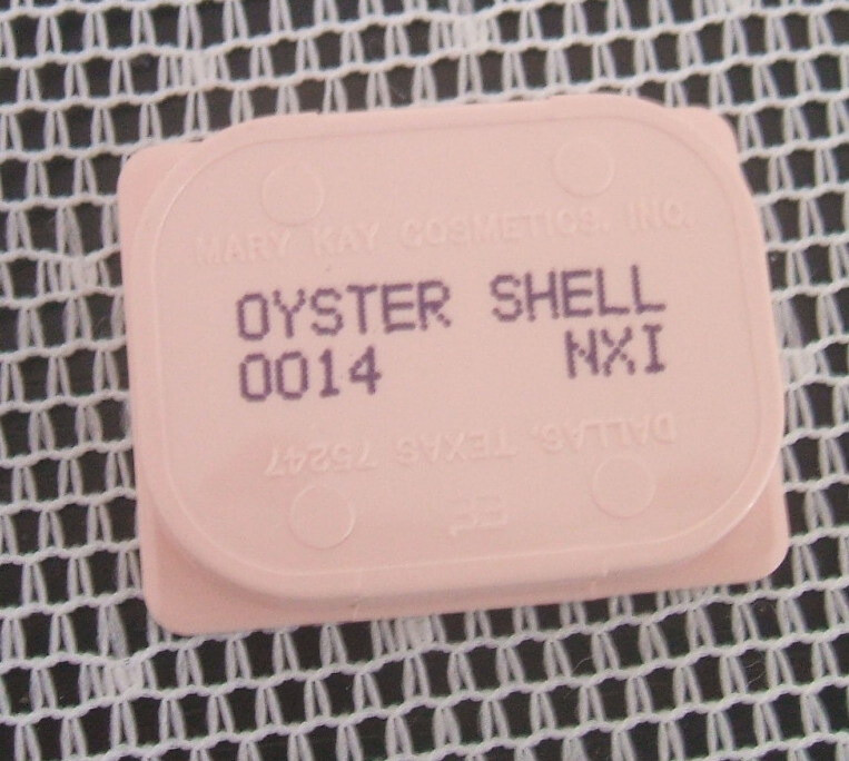 MARY KAY Powder Perfect Eye Color Shadow OYSTER #0014 NEW NO BOX