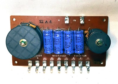 2 Universal 3-Way Crossover Networks 40-1299A Radio Shack Realistic 6dB 100Watts