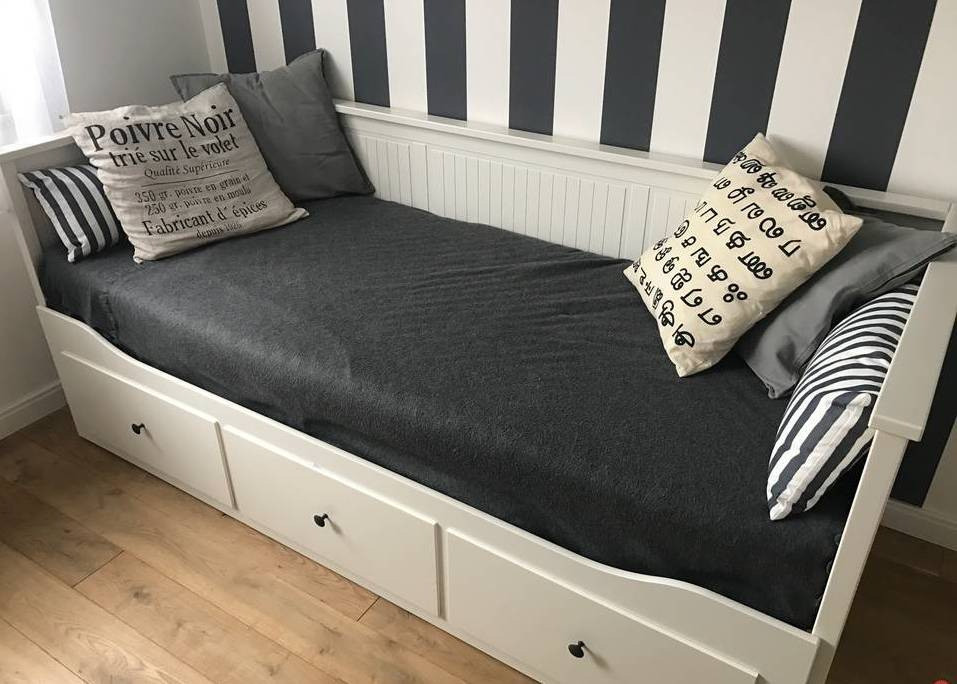 ikea hemnes daybed full size mattress