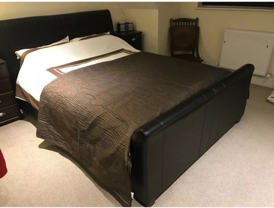 John Lewis King Size Brown Bed Throw With Matching Duvet Cover In