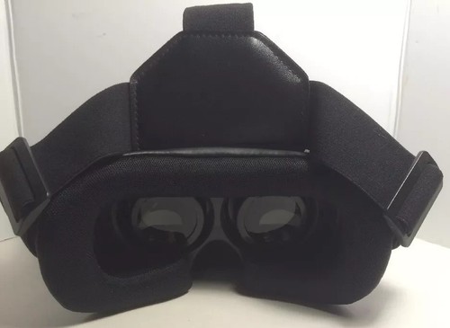 Hype Cynoculars Virtual Reality Headset Plus Remote.