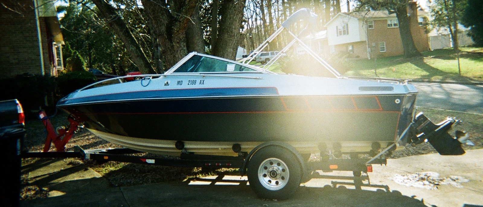 1984 Imperial 19' Bowrider& Trailer - Maryland
